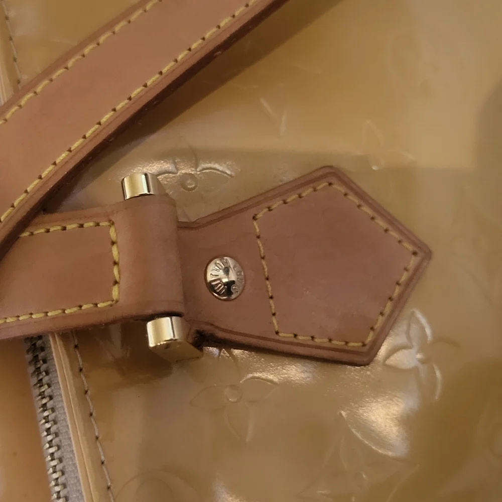 Louis Vuitton Monogram Vernis Houston Bag...Authentic!!